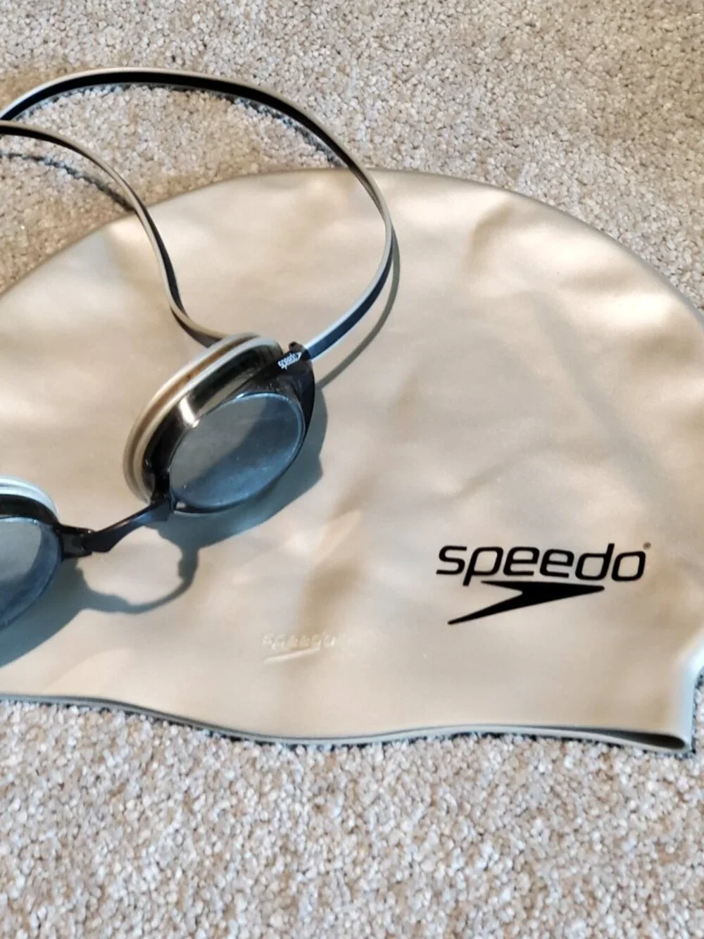 Speedo Silver Silicone Swim Cap + Speedo Racing Goggles Bundle
